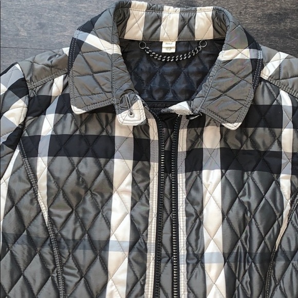 Authentic Burberry Coat - Picture 7 of 12